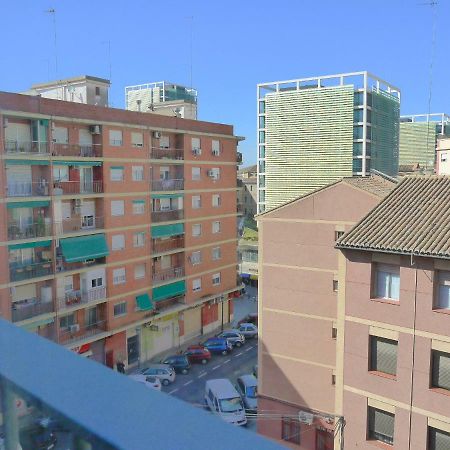 Acogedor Apartamento Valencia Exterior foto